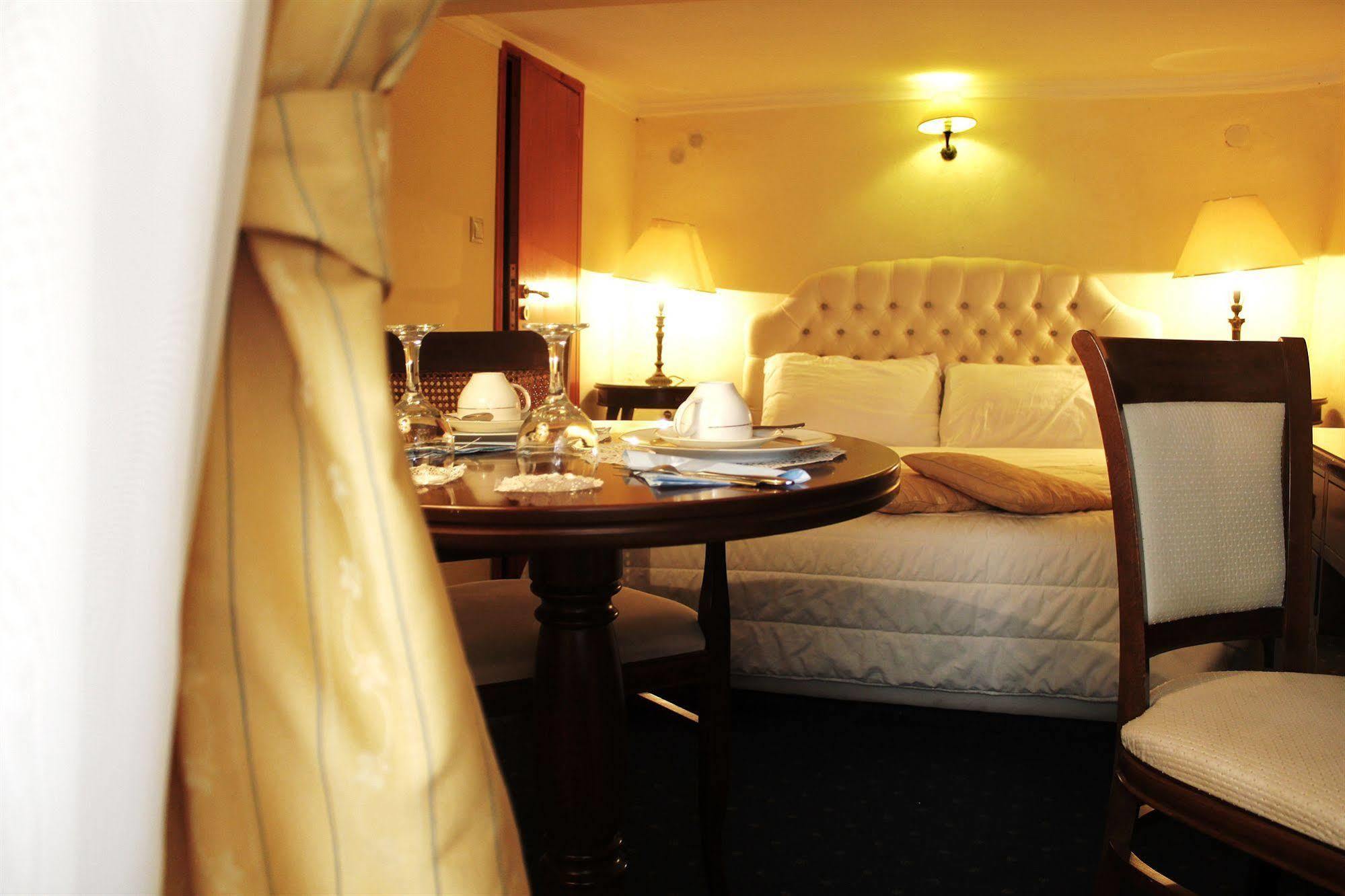 Five Seasons Pension Nauplia Esterno foto